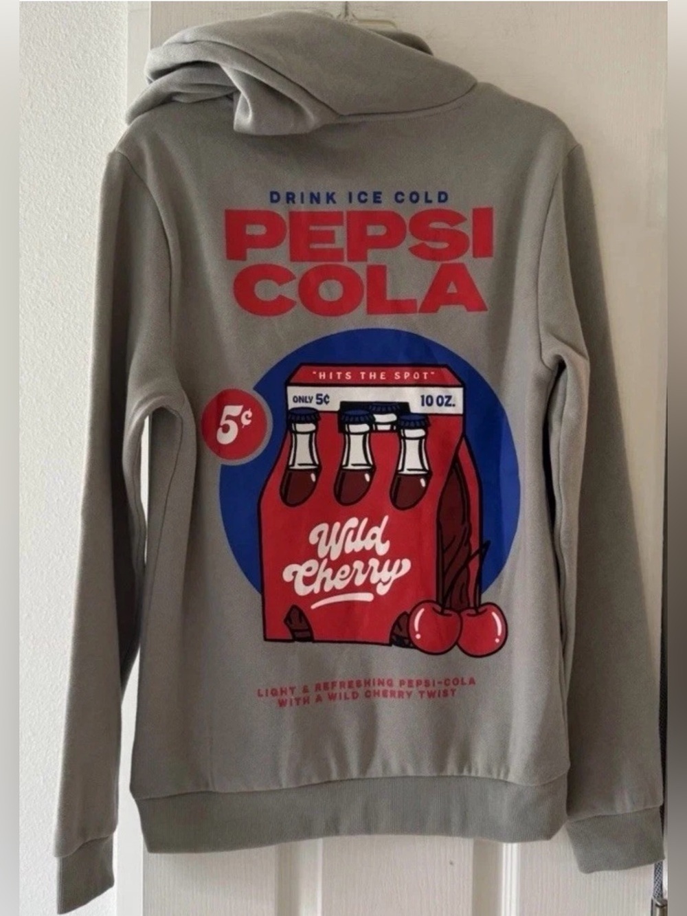 NWOT Pepsi Wild Cherry Graphic Hoodie Gray Pullover Sweatshirt Size S